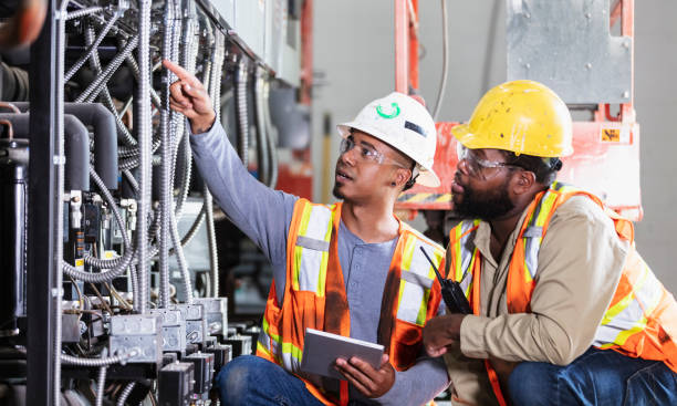 Best Commercial Electrician Services  in Tuttle, OK